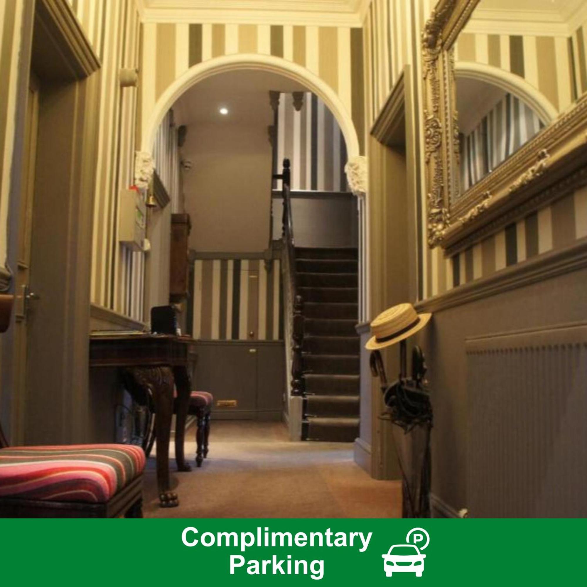 オックスフォード Burlington House Boutique Bed & Breakfast エクステリア 写真 The entrance to the theatre